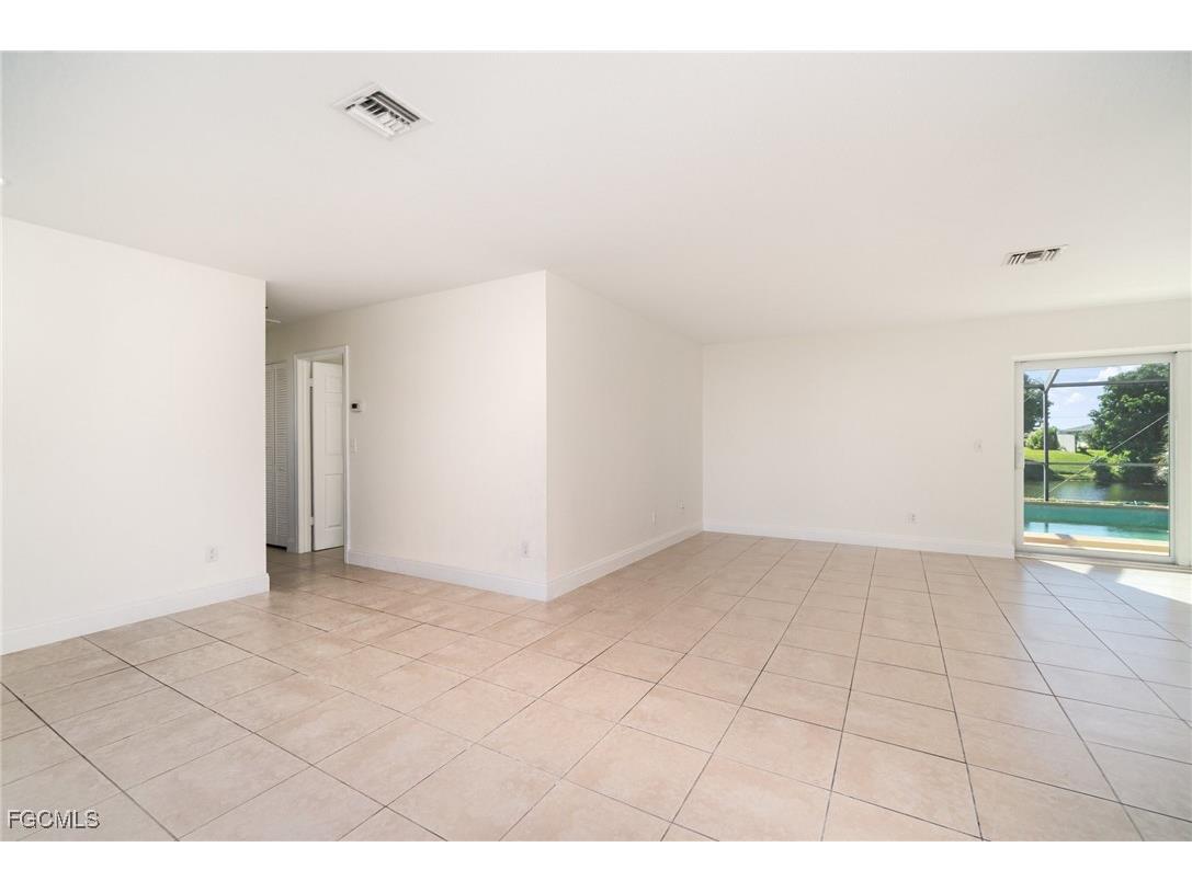 2368 Starlite Lane Port Charlotte FL 33952 2025012251 image22