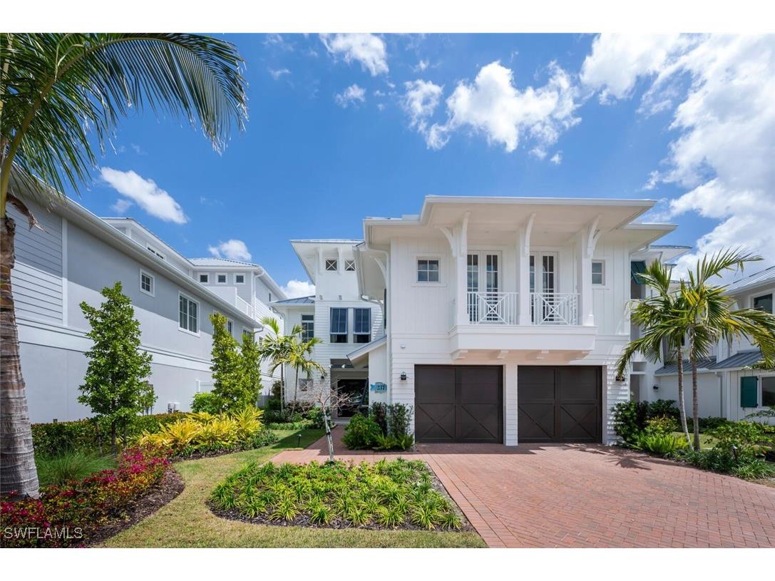 237 13th Street S Naples FL 34102 225059026 image1