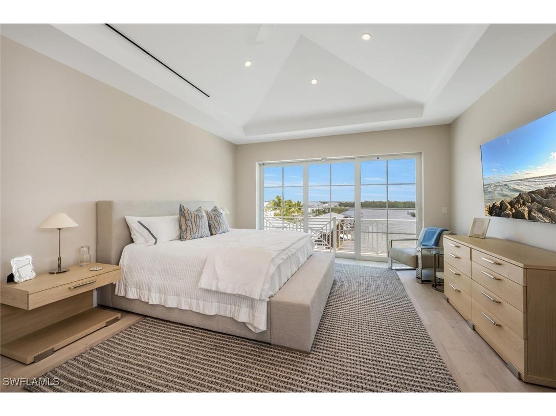 237 13th Street S Naples FL 34102 225059026 image12