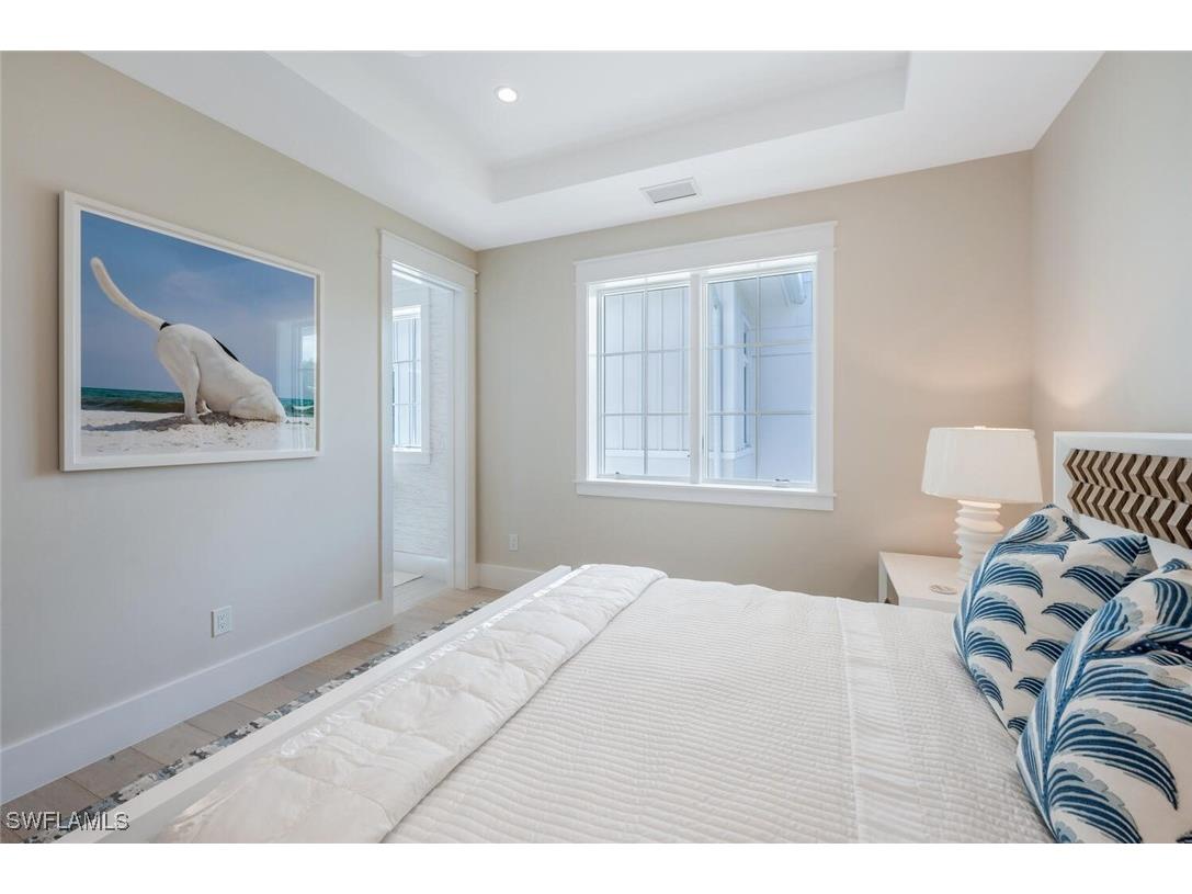 237 13th Street S Naples FL 34102 225059026 image15