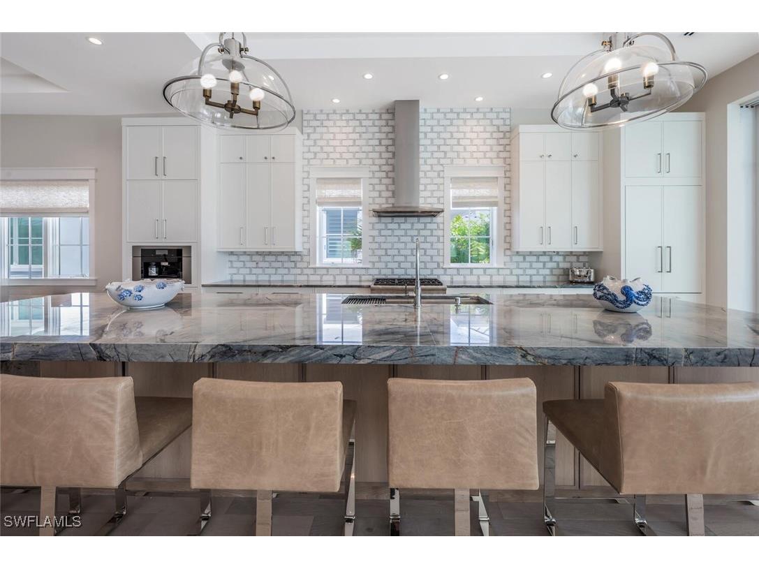 237 13th Street S Naples FL 34102 225059026 image7