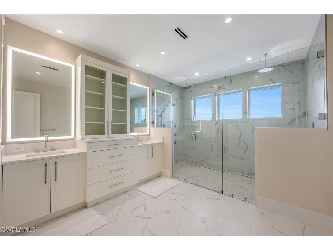 237 13th Street S Naples FL 34102 225059034 image13