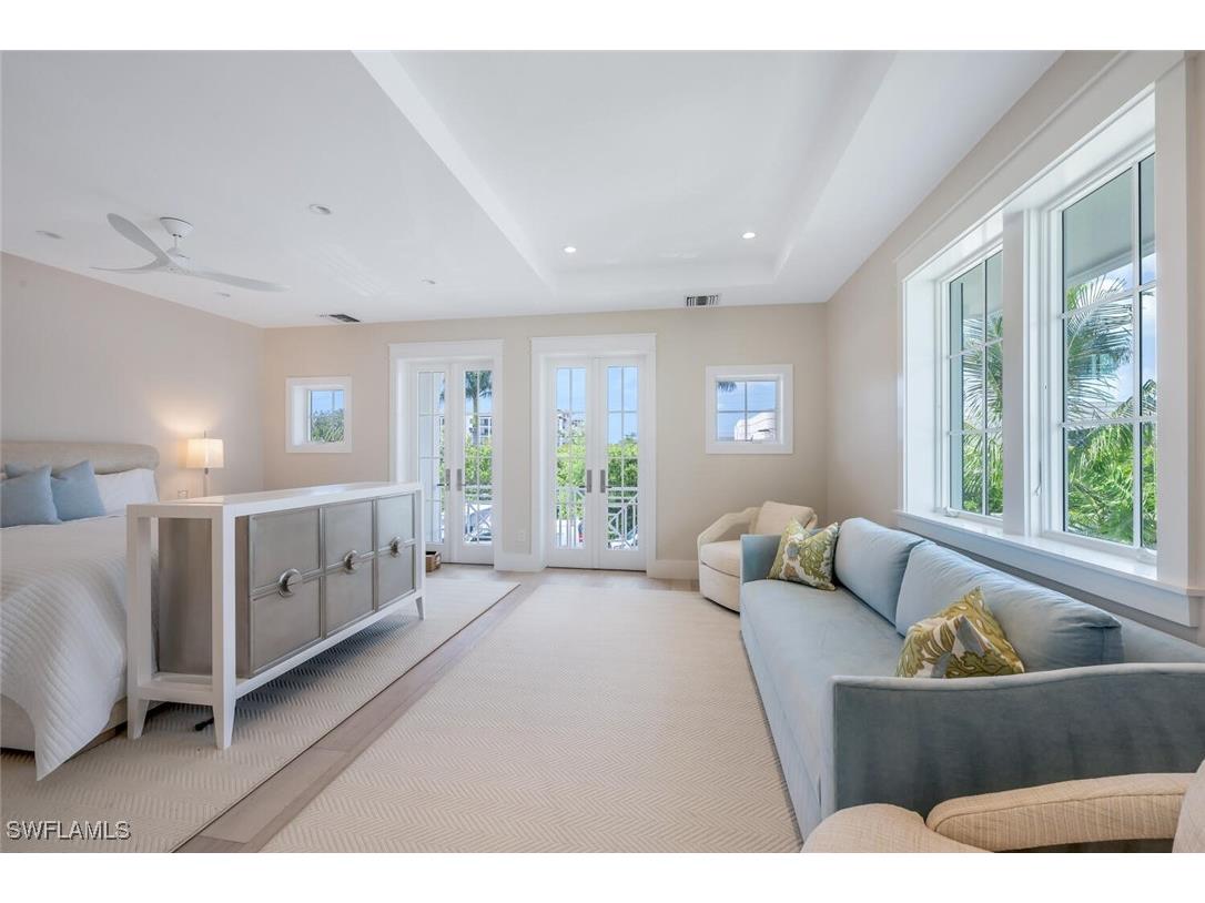 237 13th Street S Naples FL 34102 225059034 image17