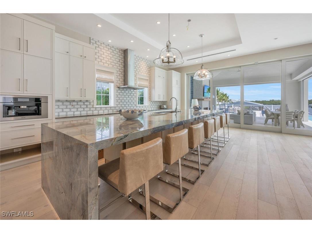 237 13th Street S Naples FL 34102 225059034 image5