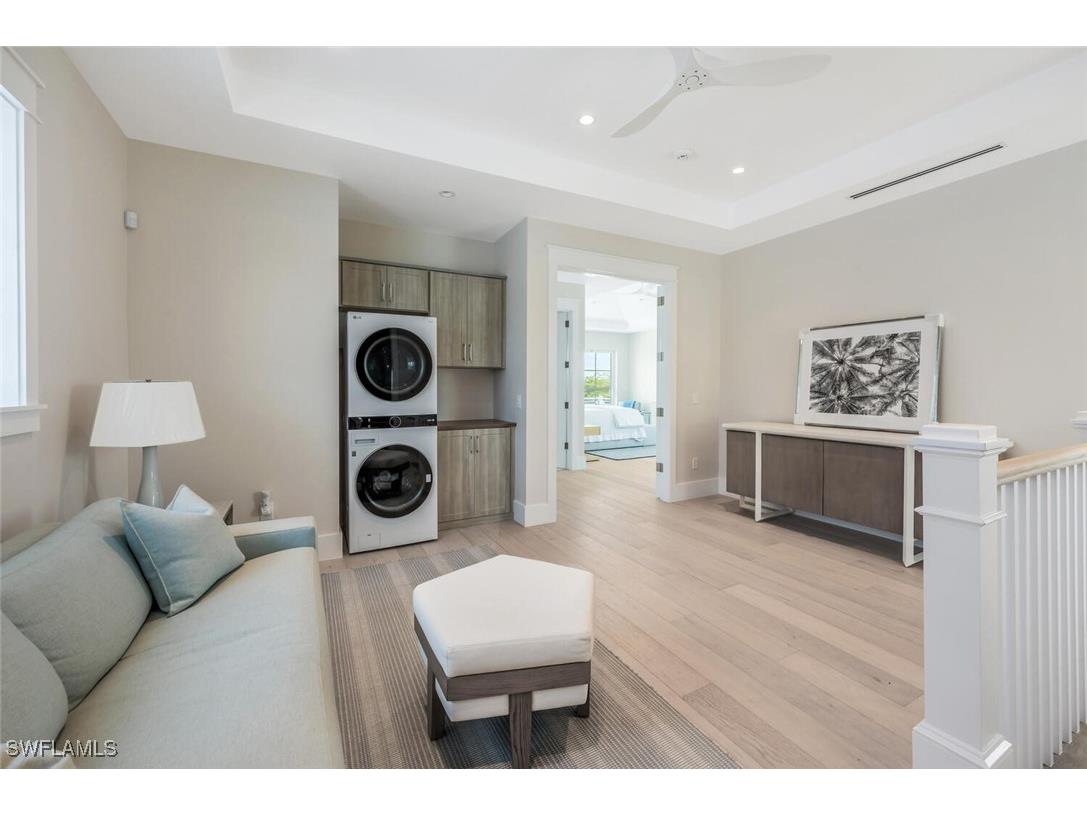 237 13th Street S Naples FL 34102 225059034 image9