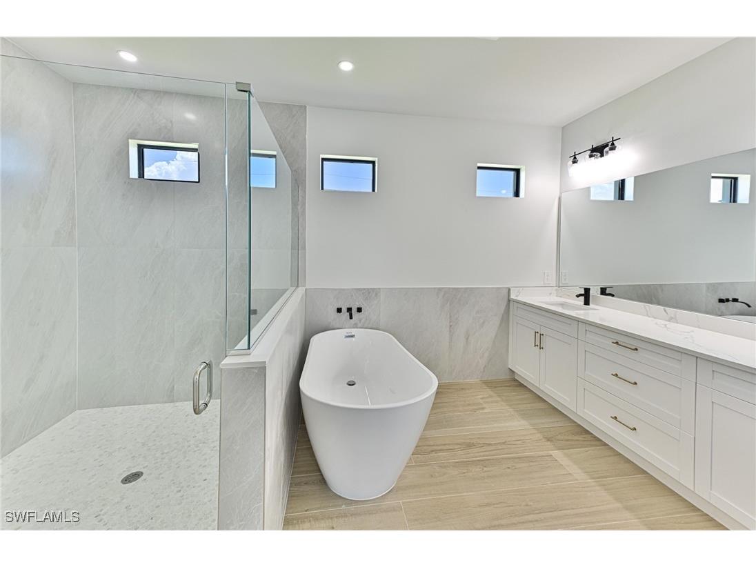 237 3rd Street Bonita Springs FL 34134 225064184 image15