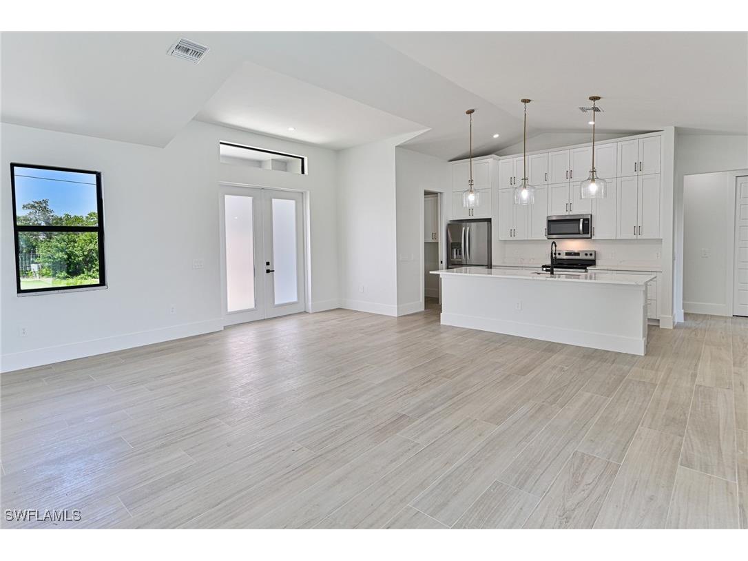 237 3rd Street Bonita Springs FL 34134 225064184 image7