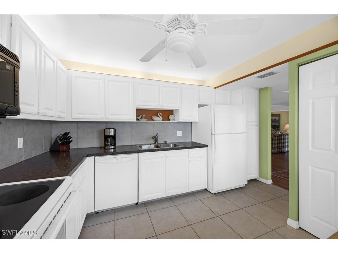 237 Albi Road #4 Naples FL 34112 225064060 image19