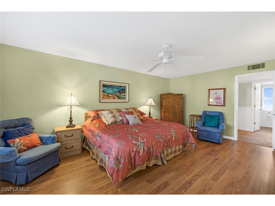 237 Albi Road #4 Naples FL 34112 225064060 image22