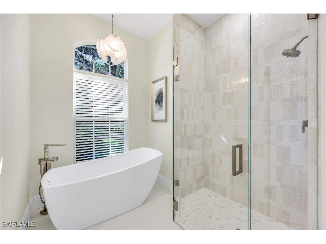 237 Charleston Court Naples FL 34110 225071051 image14