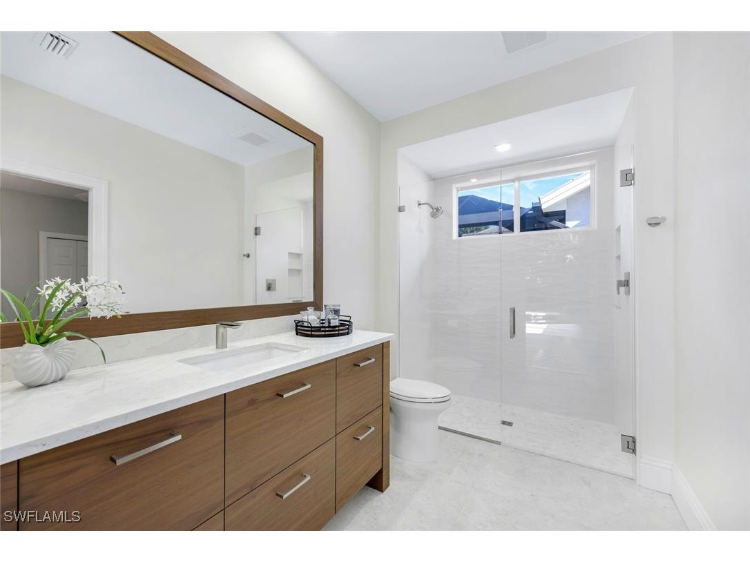 237 Charleston Court Naples FL 34110 225071051 image17