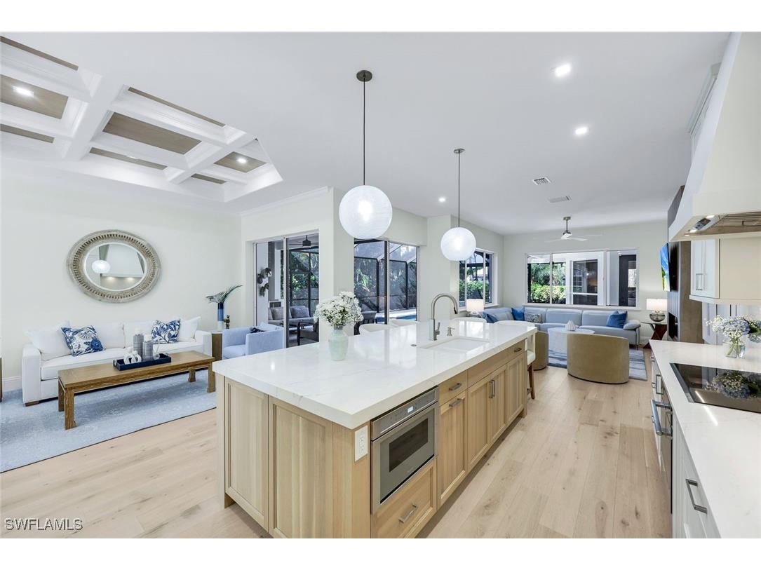 237 Charleston Court Naples FL 34110 225071051 image9