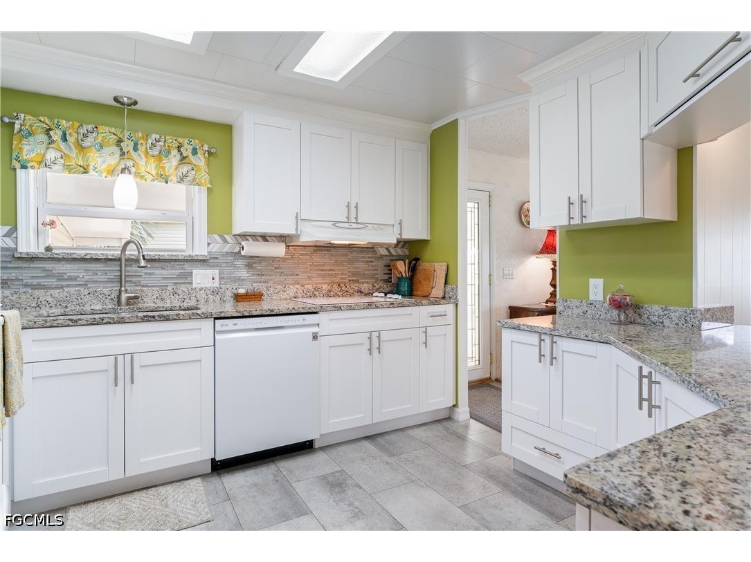 237 Palmer Boulevard North Fort Myers FL 33903 2026021068 image11