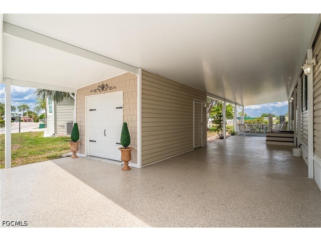 237 Palmer Boulevard North Fort Myers FL 33903 2026021068 image4