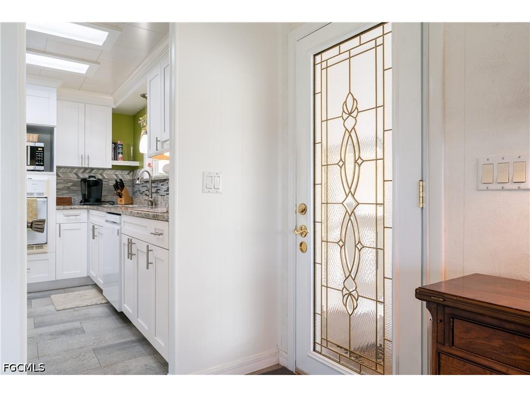 237 Palmer Boulevard North Fort Myers FL 33903 2026021068 image8