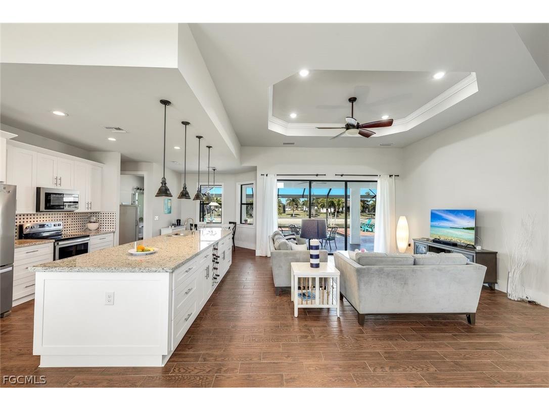 237 SW 21st Street Cape Coral FL 33991 2026007608 image13