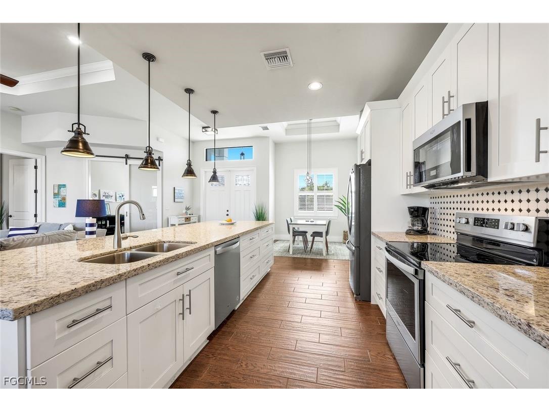 237 SW 21st Street Cape Coral FL 33991 2026007608 image22