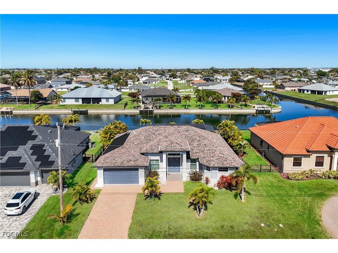 237 SW 21st Street Cape Coral FL 33991 2026007608 image3