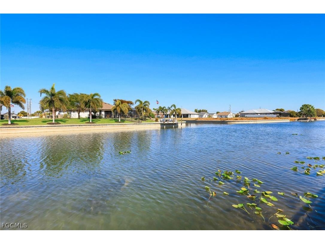 237 SW 21st Street Cape Coral FL 33991 2026007608 image42