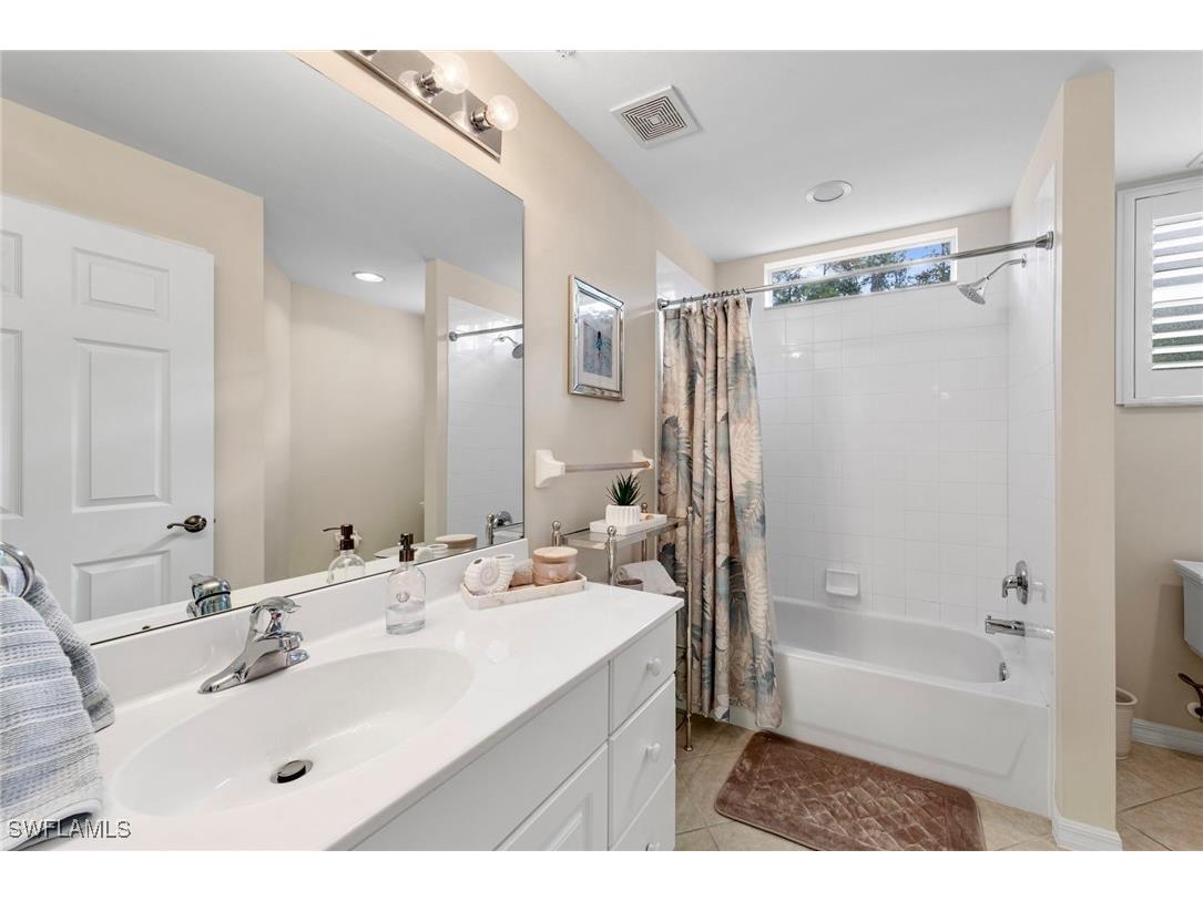 2370 Hidden Lake Court #8301 Naples FL 34112 225081497 image16