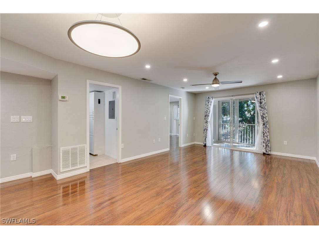 2370 Naples Trace Circle #6 Naples FL 34109 226006418 image25