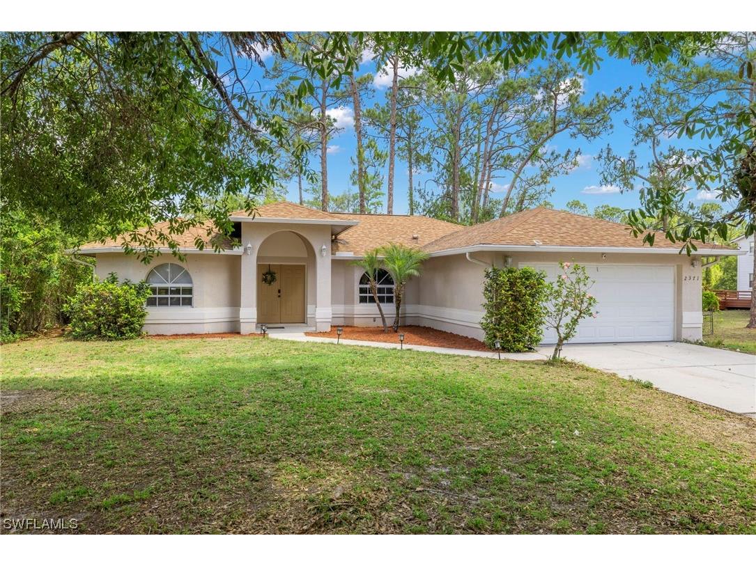 2371 50th Avenue NE Naples FL 34120 223034001 image1