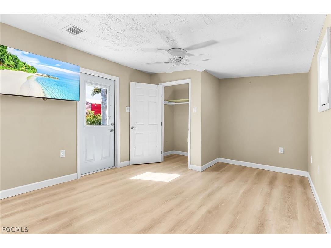 2371 Baybreeze Street Saint James City FL 33956 2026009472 image19