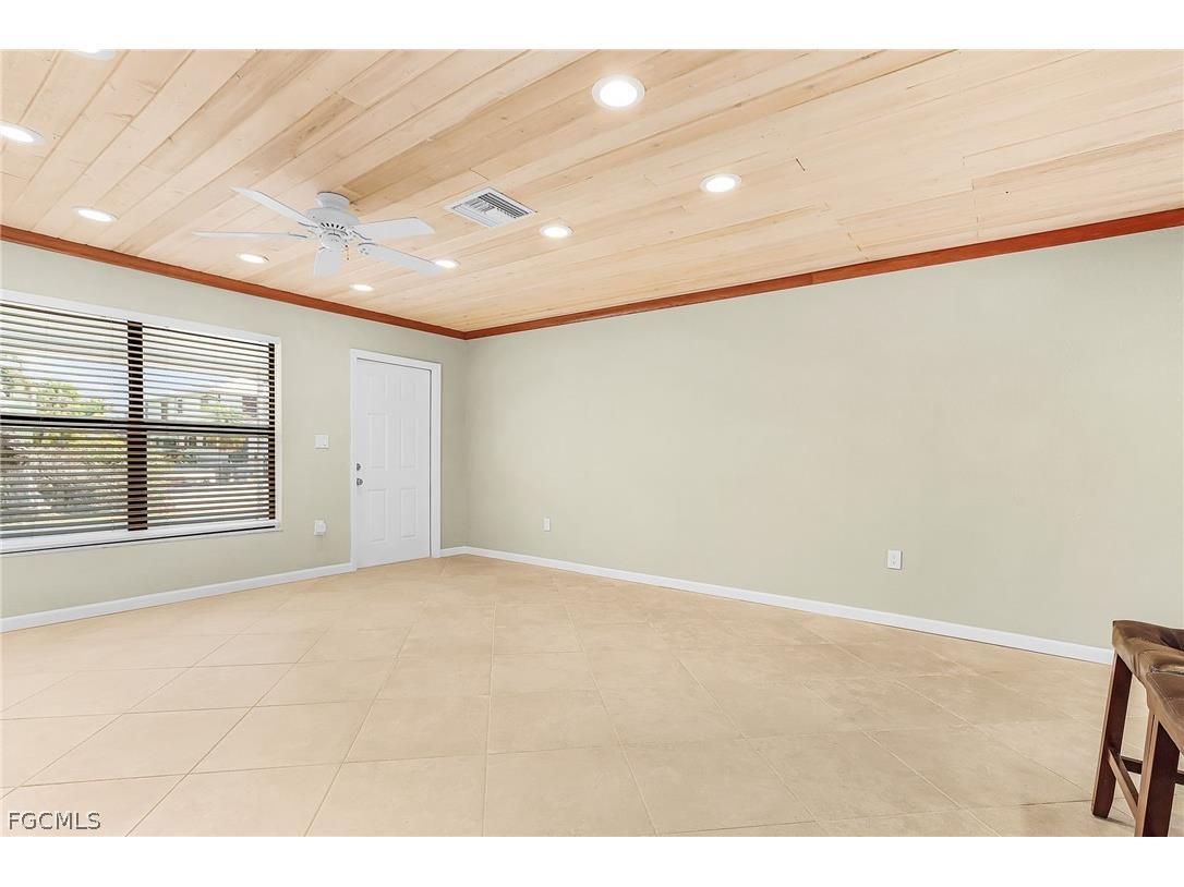 2371 Baybreeze Street Saint James City FL 33956 2026009472 image6