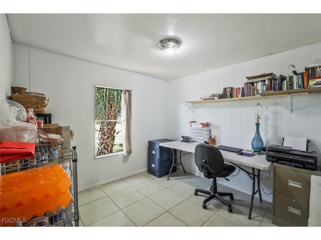 23715 Tinas Lane Fort Myers FL 33913 2025010943 image23