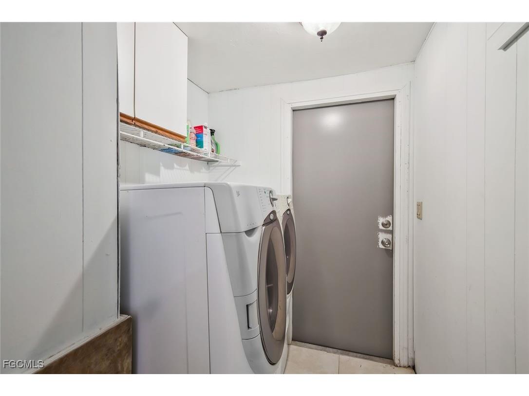 23715 Tinas Lane Fort Myers FL 33913 2025010943 image24