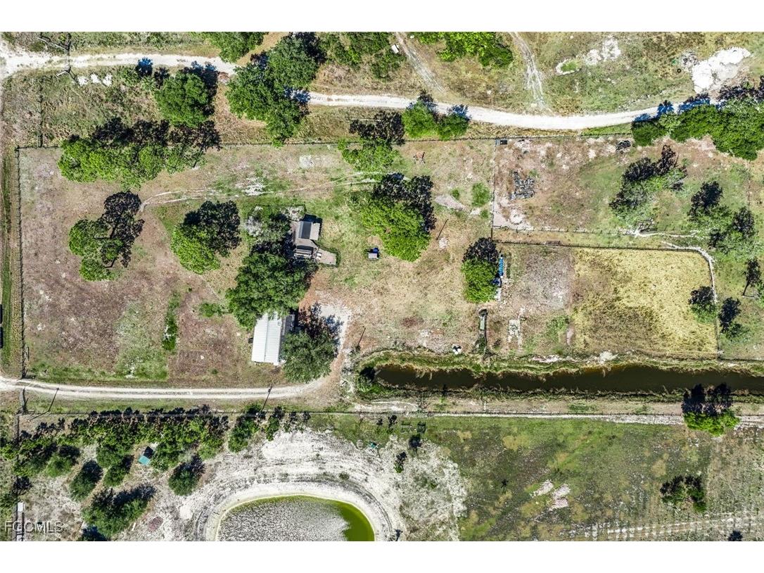 23715 Tinas Lane Fort Myers FL 33913 2025010943 image32