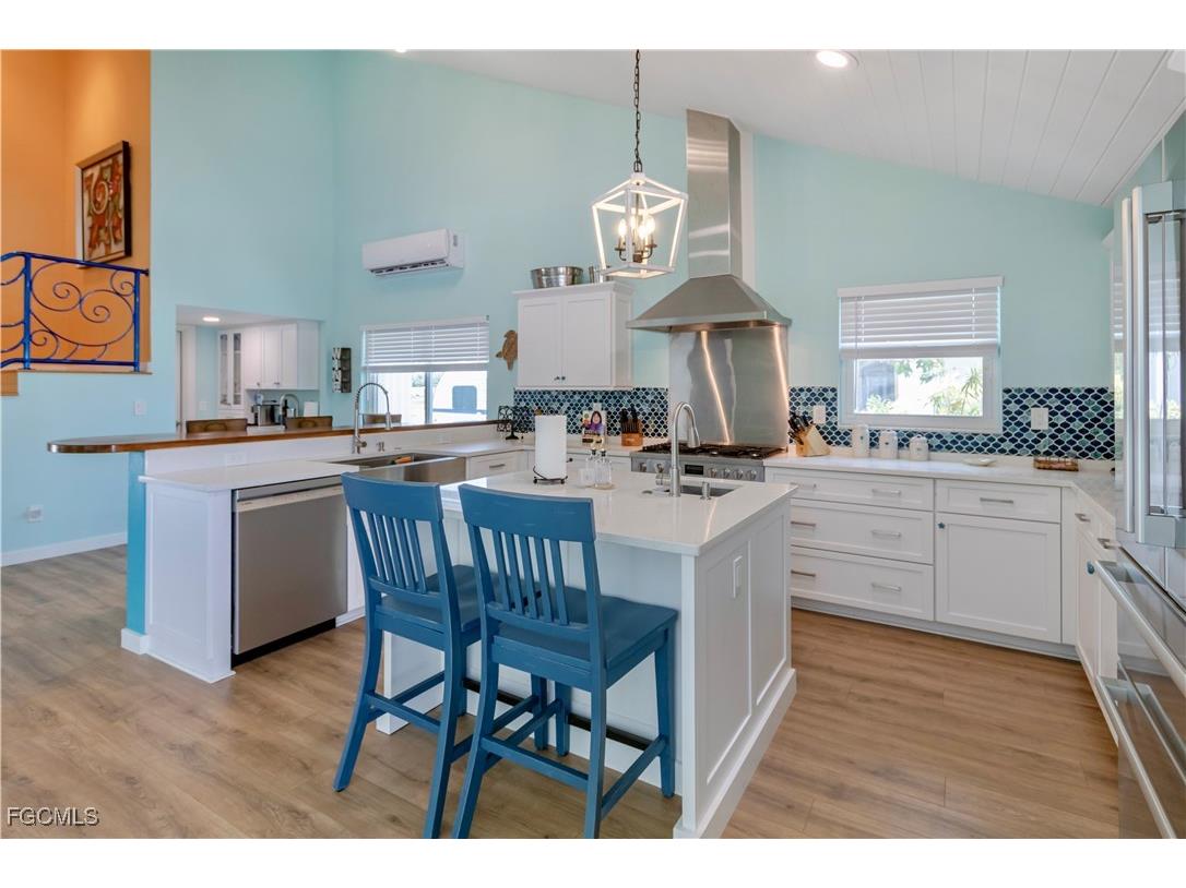 2372 Baybreeze Street Saint James City FL 33956 2025016172 image2