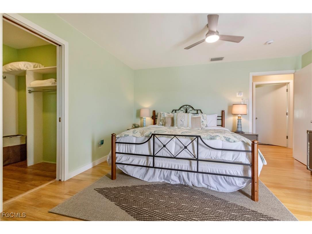 2372 Baybreeze Street Saint James City FL 33956 2025016172 image34