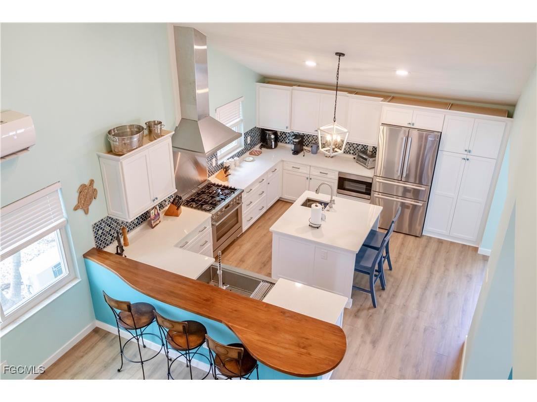 2372 Baybreeze Street Saint James City FL 33956 2025016172 image40