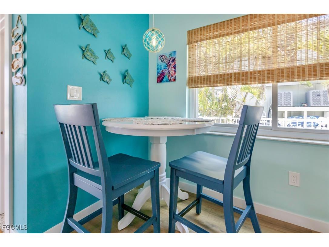 2372 Baybreeze Street Saint James City FL 33956 2025016172 image5