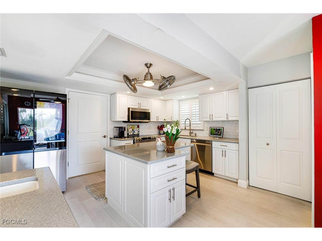 2372 Cherimoya Lane Saint James City FL 33956 2025002846 image11