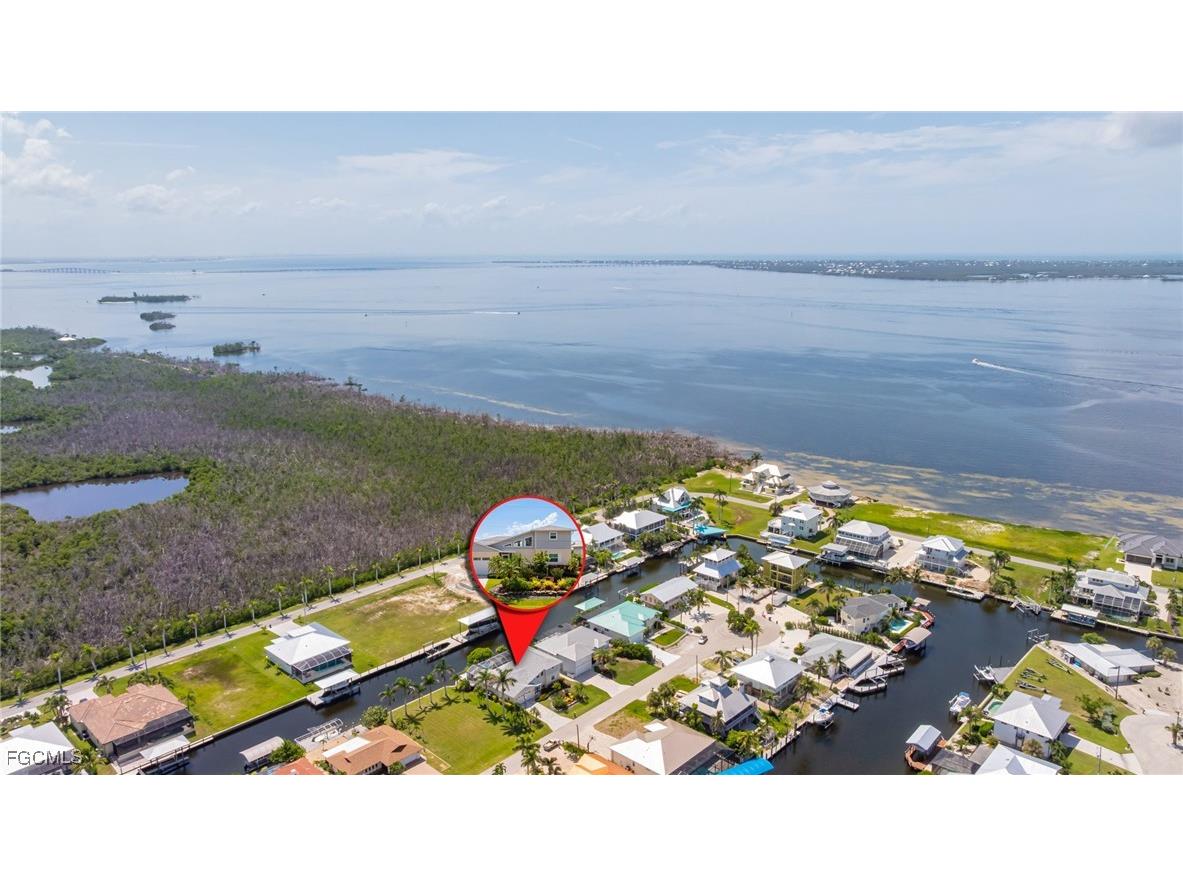 2372 Cherimoya Lane Saint James City FL 33956 2025002846 image2