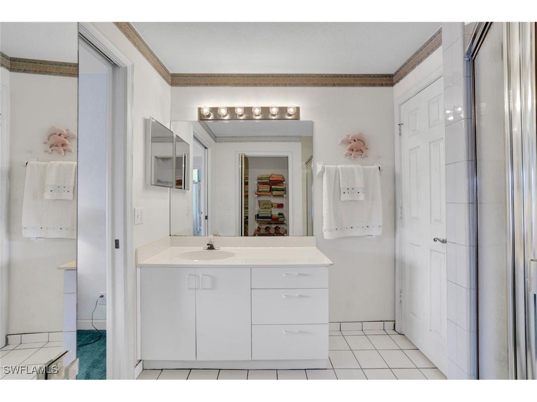 2372 Hidden Lake Drive #808 Naples FL 34112 225080022 image18