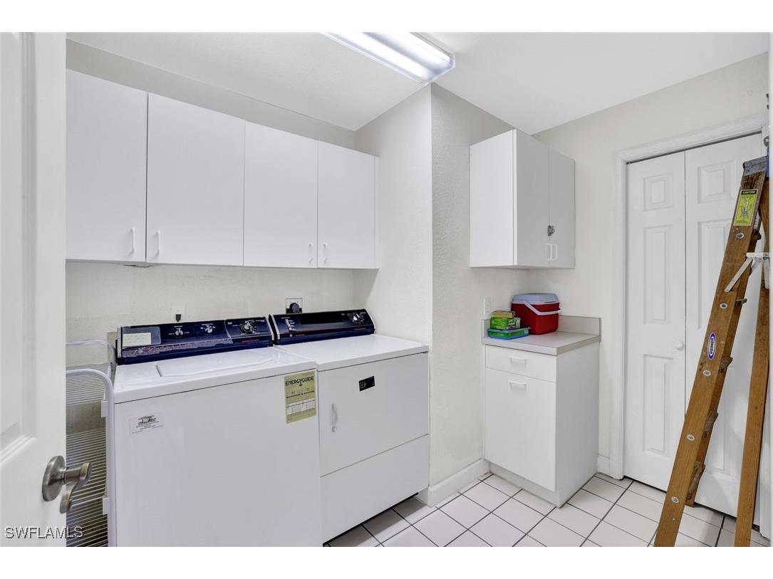 2372 Hidden Lake Drive #808 Naples FL 34112 225080022 image23