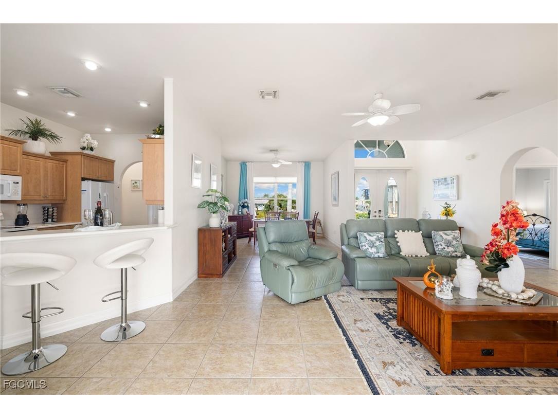 2372 Sycamore Street Saint James City FL 33956 2025003435 image18