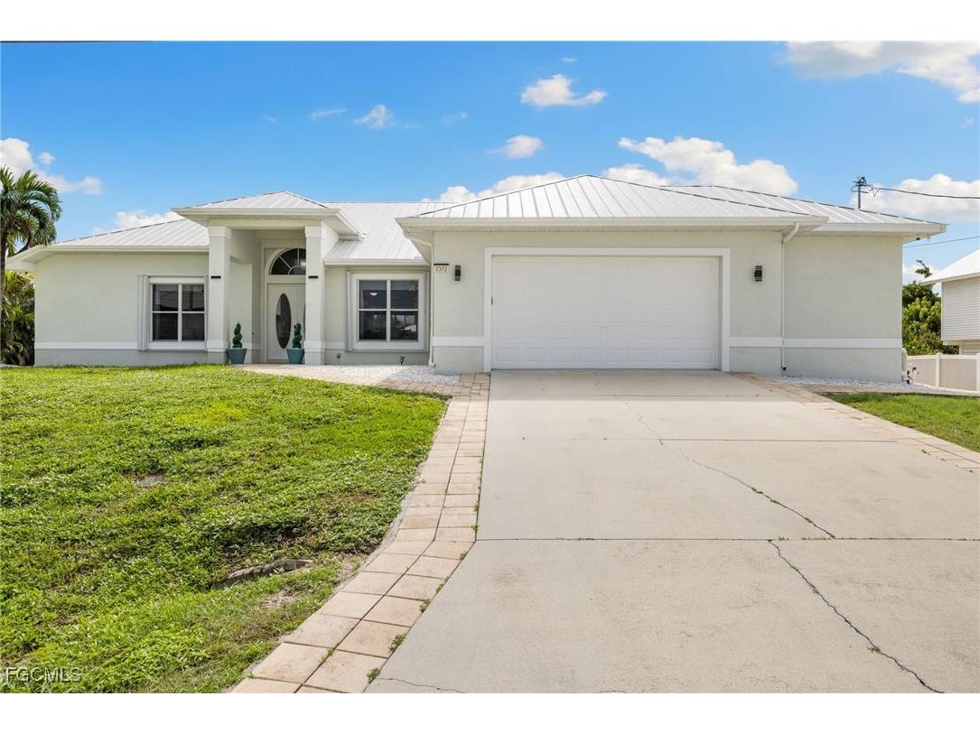 2372 Sycamore Street Saint James City FL 33956 2025003435 image2