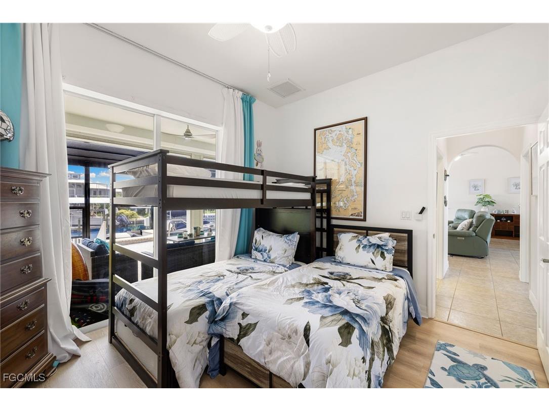 2372 Sycamore Street Saint James City FL 33956 2025003435 image28