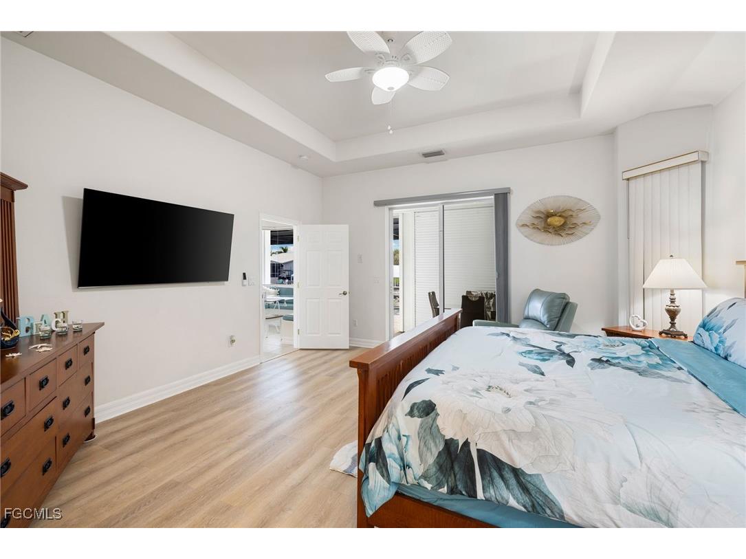 2372 Sycamore Street Saint James City FL 33956 2025003435 image30