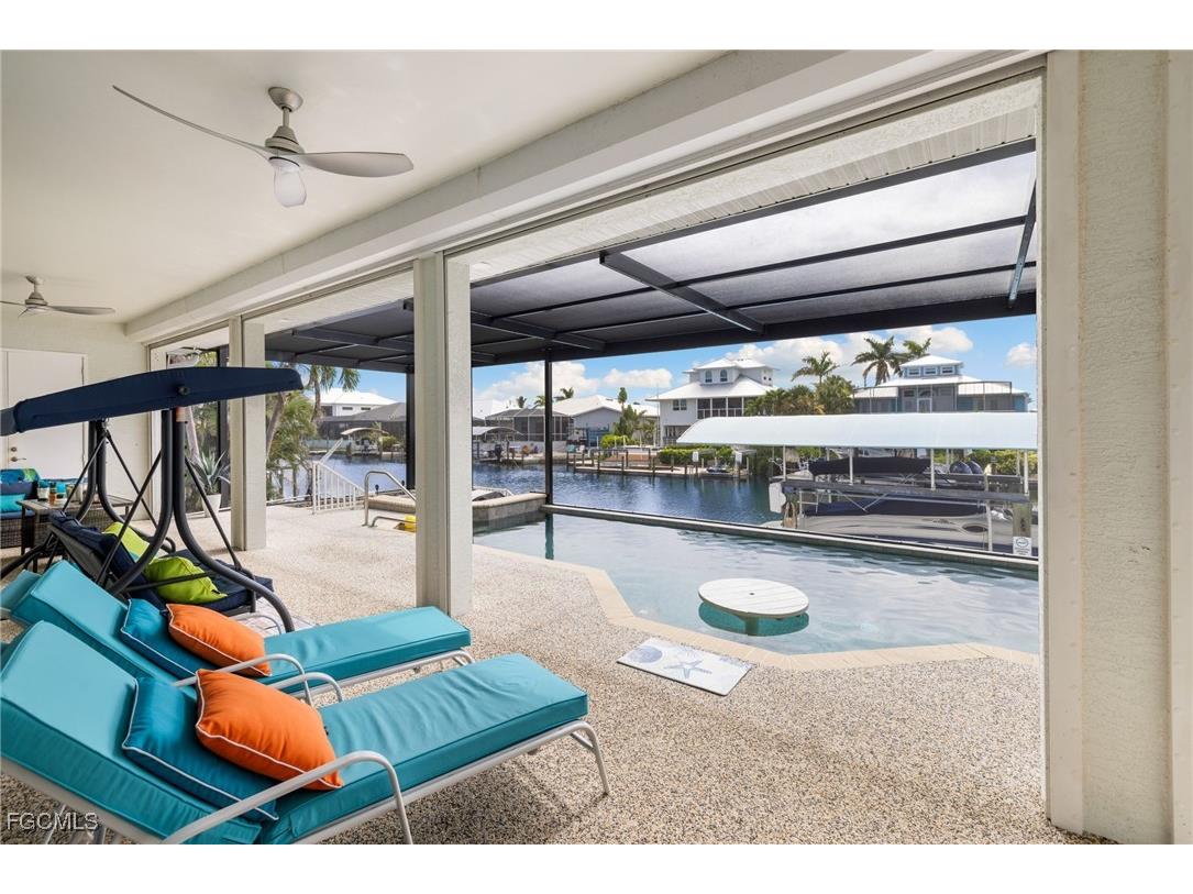 2372 Sycamore Street Saint James City FL 33956 2025003435 image34