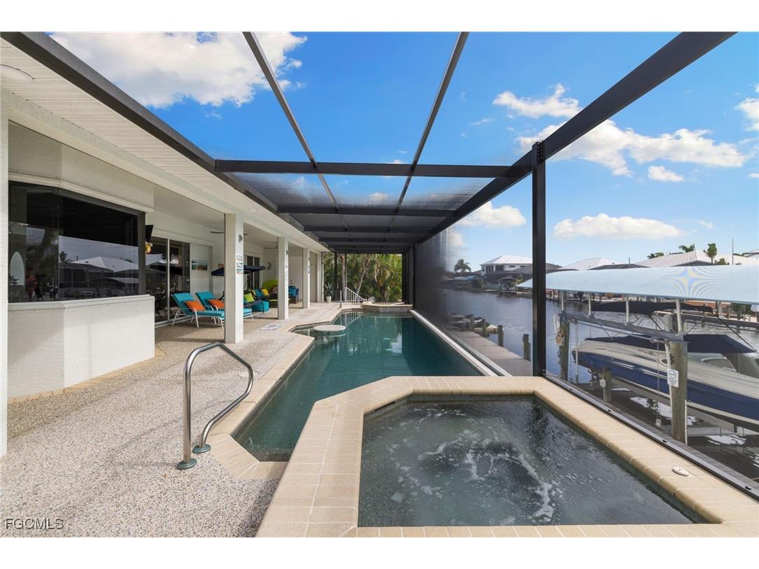 2372 Sycamore Street Saint James City FL 33956 2025003435 image41