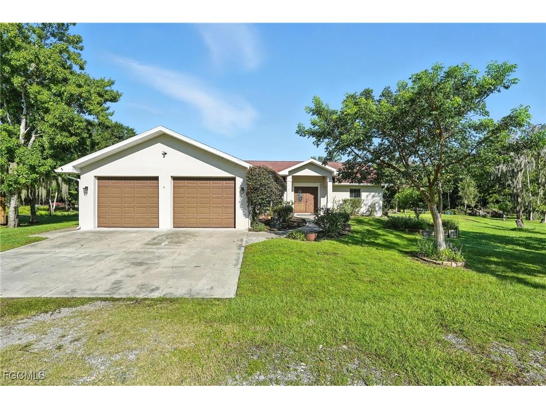 2373 Summerall Road Labelle FL 33935 2025004632 image1