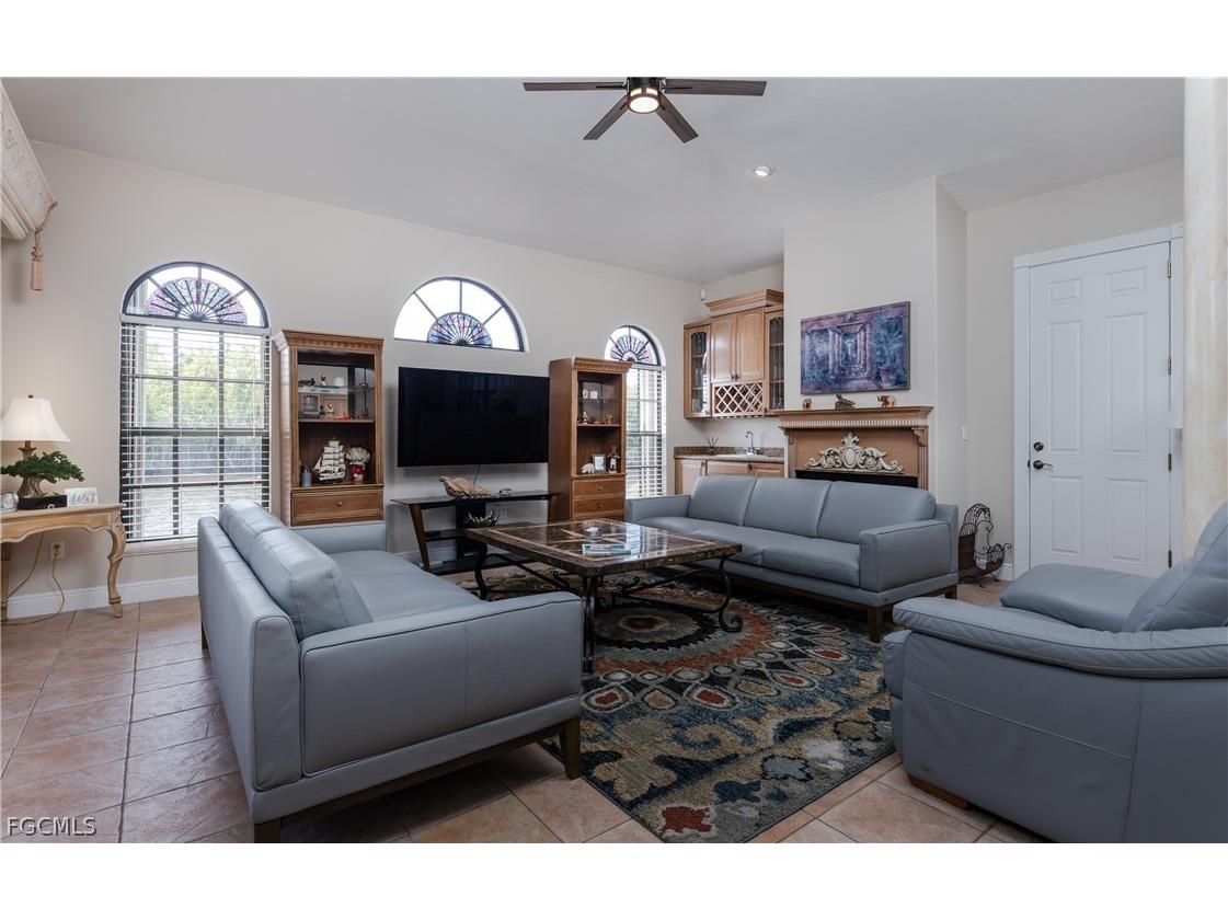 2374 Coral Point Drive Cape Coral FL 33990 2026011996 image11