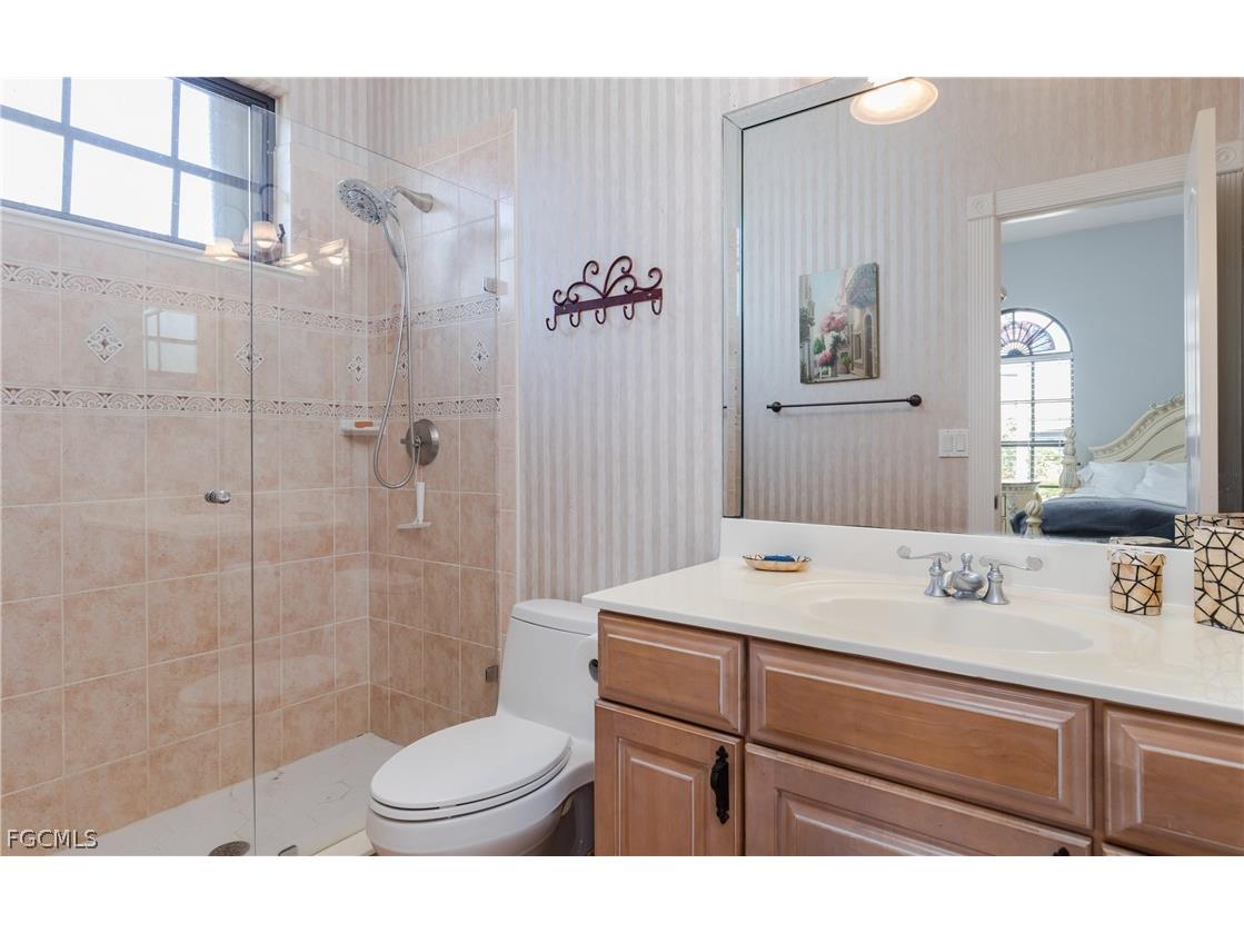 2374 Coral Point Drive Cape Coral FL 33990 2026011996 image17