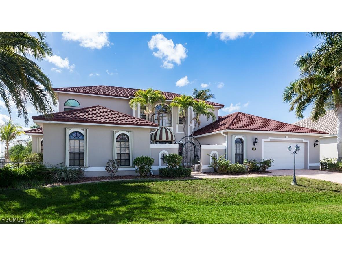 2374 Coral Point Drive Cape Coral FL 33990 2026011996 image2