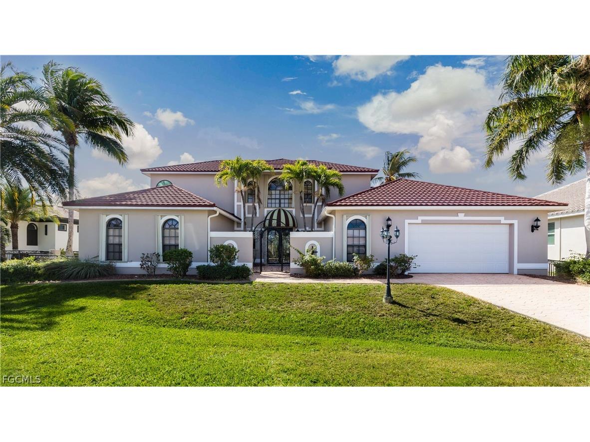2374 Coral Point Drive Cape Coral FL 33990 2026011996 image3